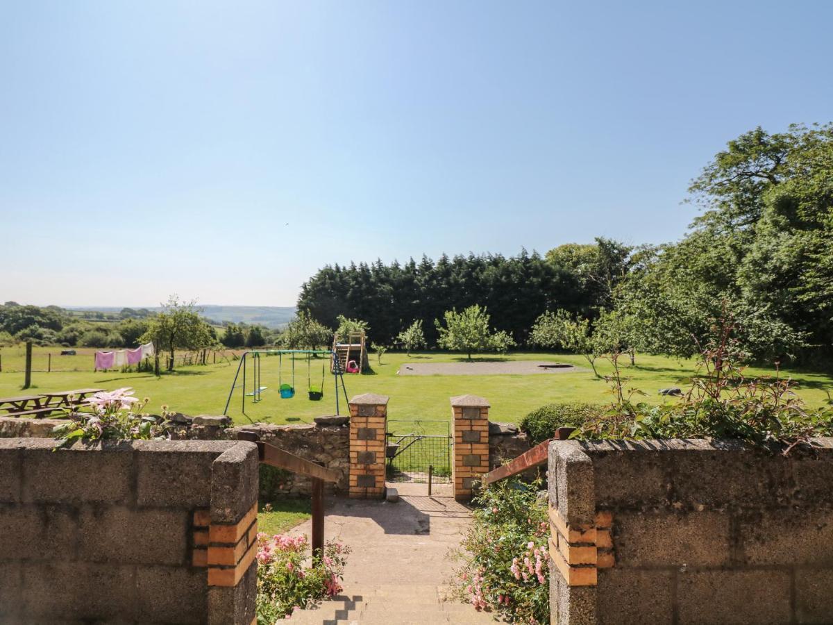 The Bushel Villa Bideford Exterior photo